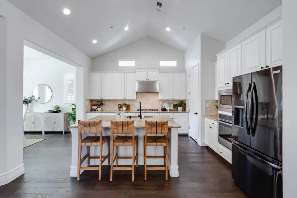 18402 McClellan Circle Marina, CA 93933