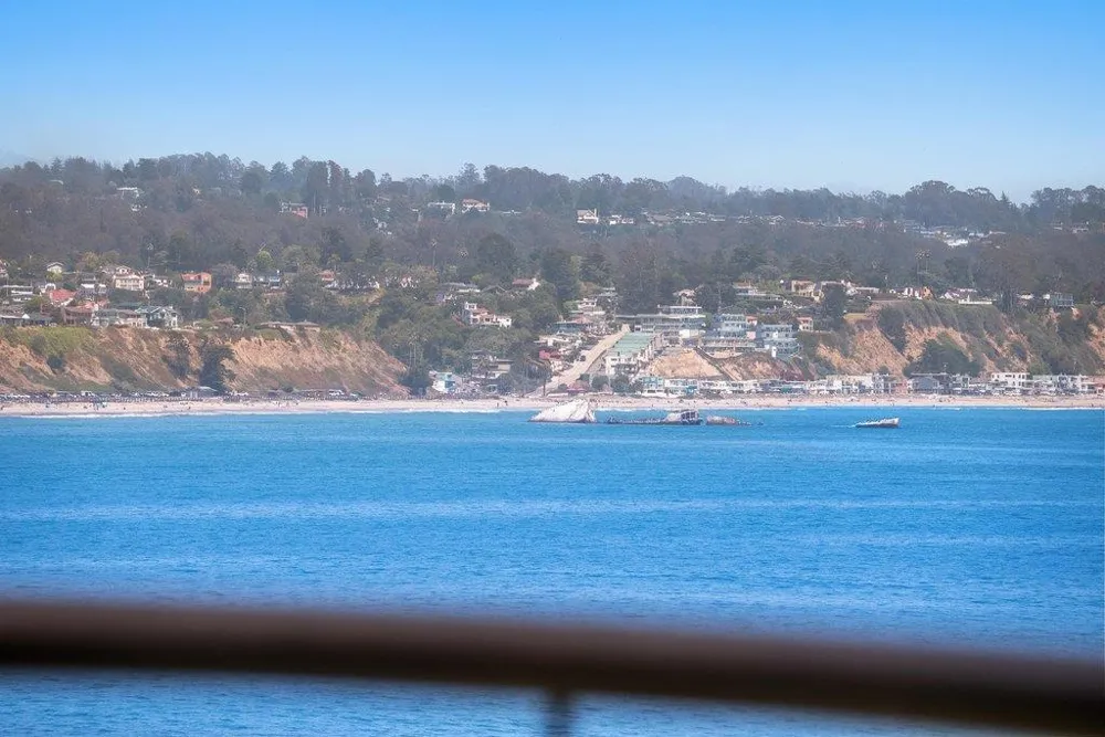 100 Oakland Capitola, CA 95010