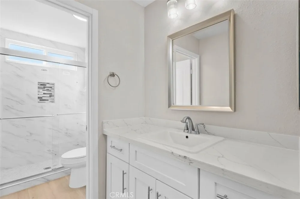2905 Overland Court Highland, CA 92346