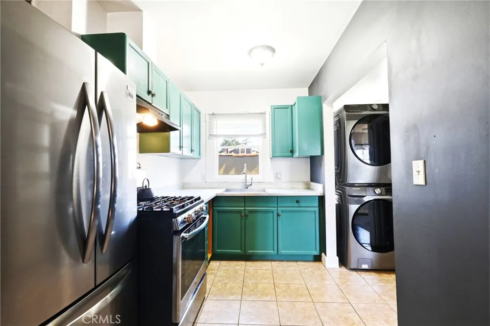 1394 Raymond Pasadena, CA 91103