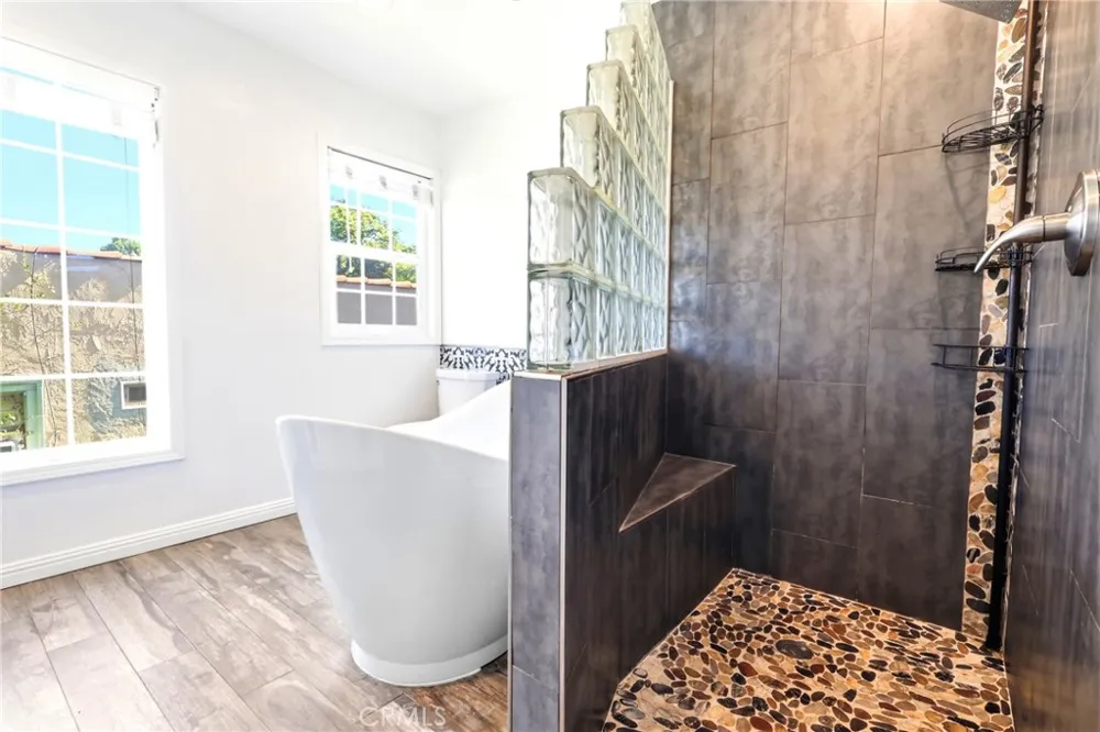 1394 Raymond Pasadena, CA 91103