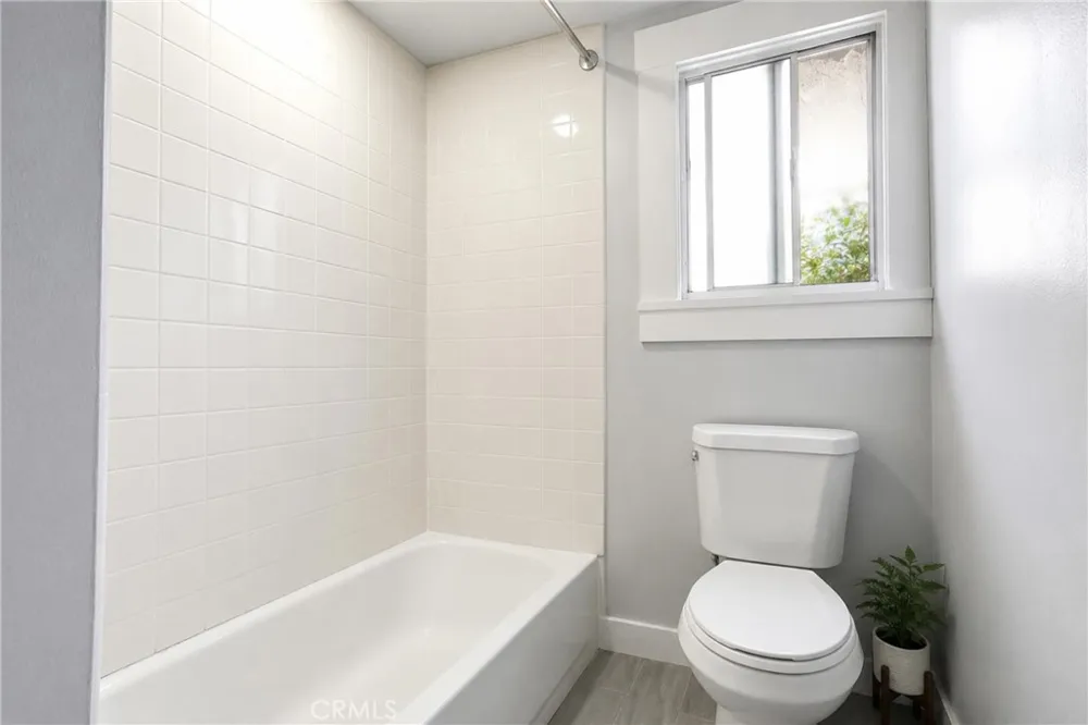1394 Raymond Pasadena, CA 91103