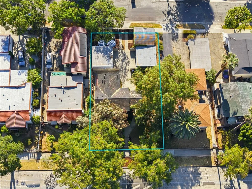 1394 Raymond Pasadena, CA 91103