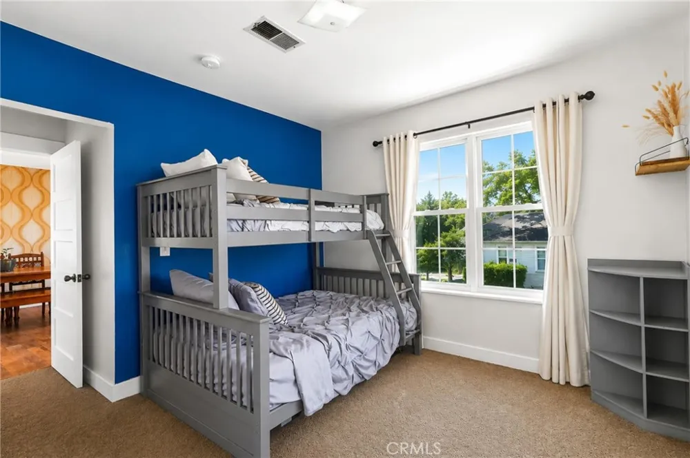 1394 Raymond Pasadena, CA 91103