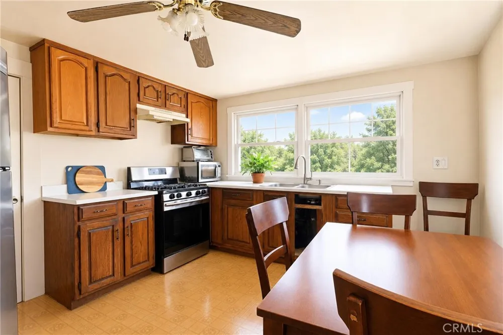 1394 Raymond Pasadena, CA 91103