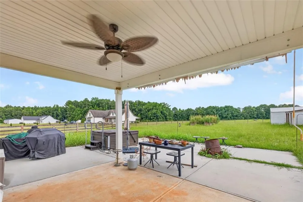 3670 Davis Academy Road Rutledge, GA 30663
