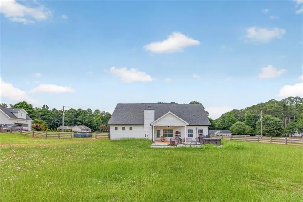 3670 Davis Academy Road Rutledge, GA 30663