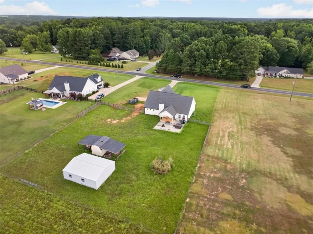 3670 Davis Academy Road Rutledge, GA 30663