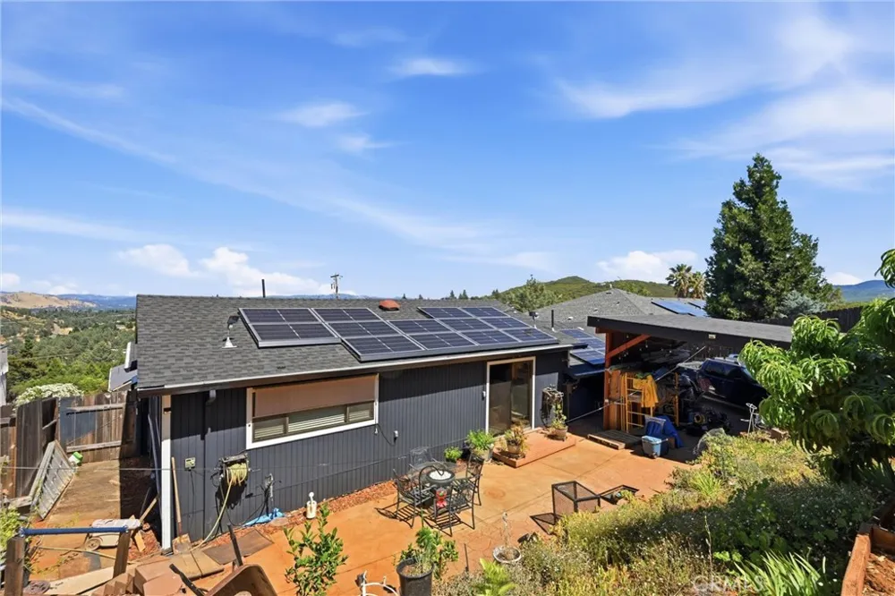 5571 Cherokee Kelseyville, CA 95451