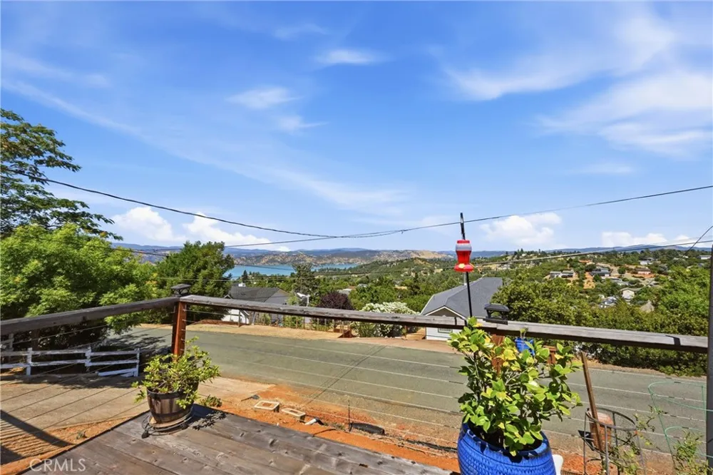 5571 Cherokee Kelseyville, CA 95451
