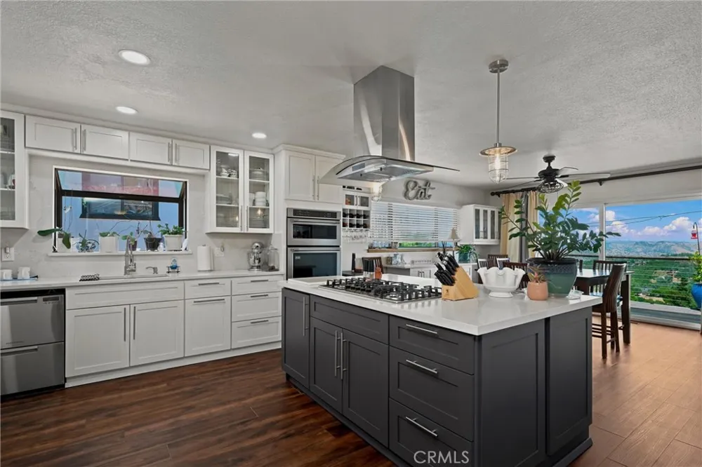 5571 Cherokee Kelseyville, CA 95451