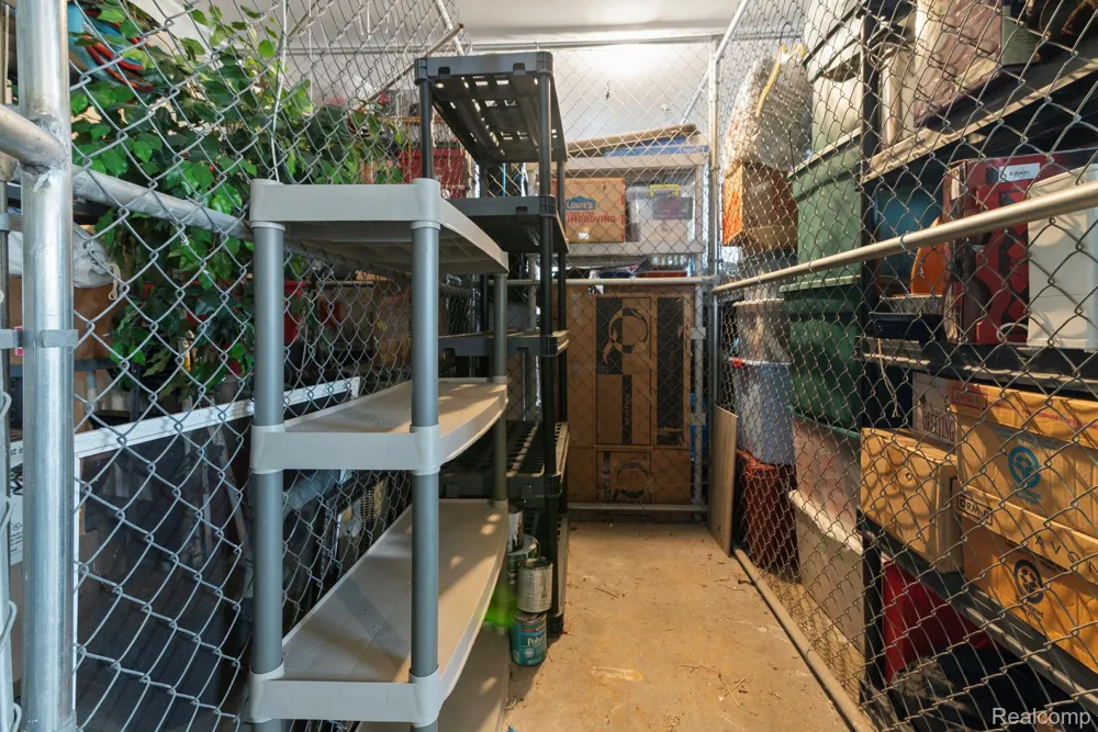 424 Baldwin Avenue #81 Rochester City, MI 48307