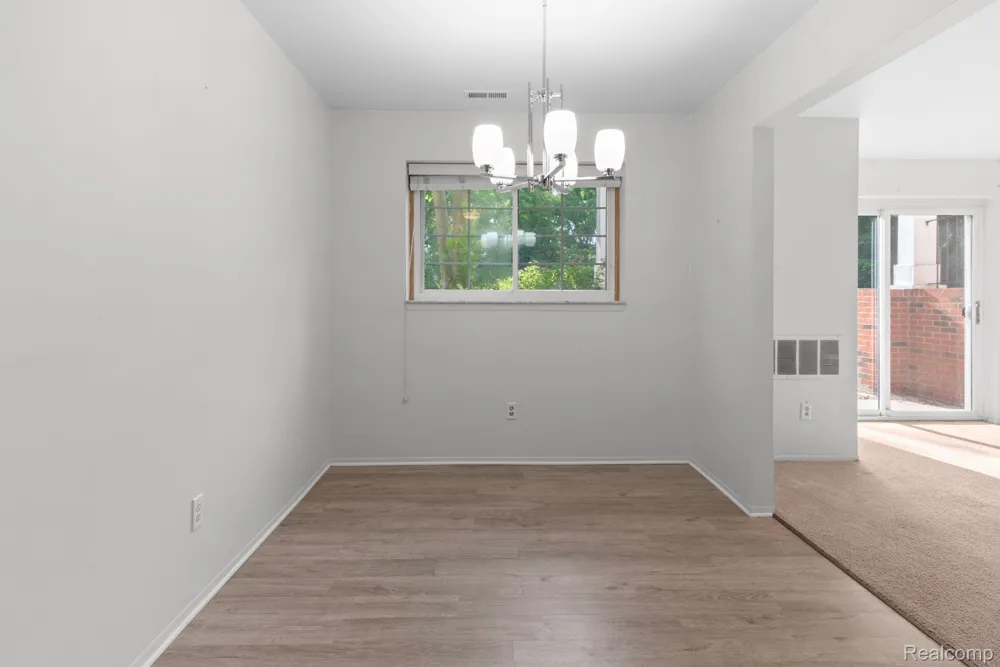 424 Baldwin Avenue #81 Rochester City, MI 48307