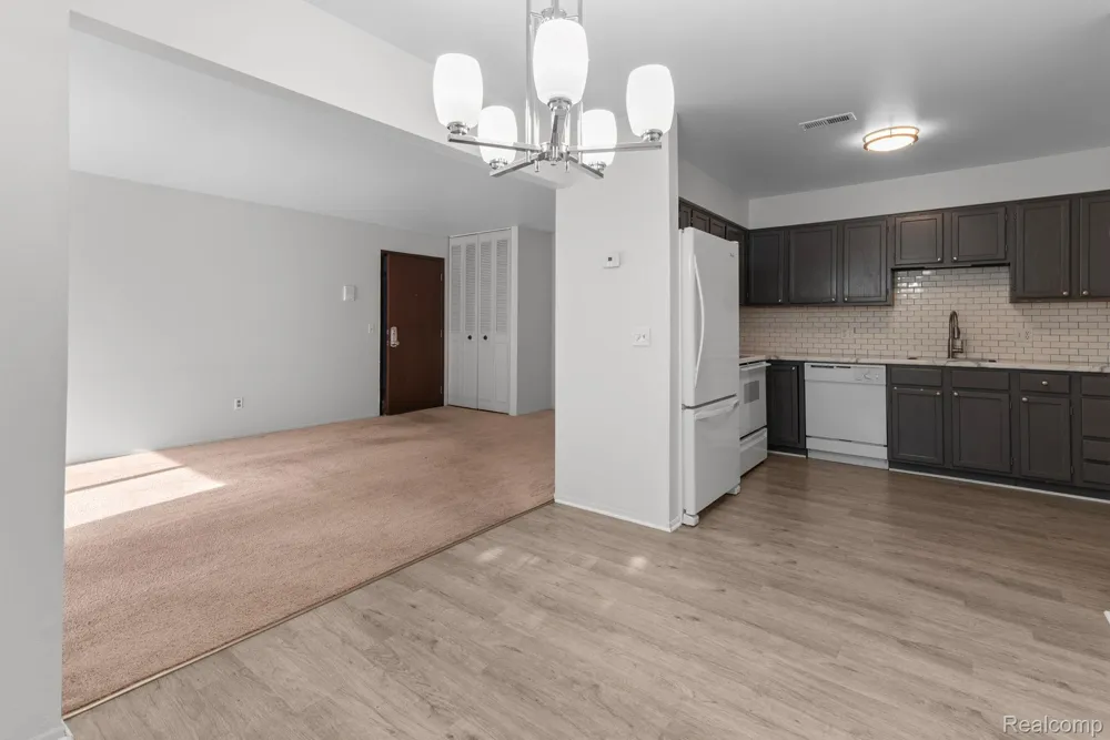 424 Baldwin Avenue #81 Rochester City, MI 48307