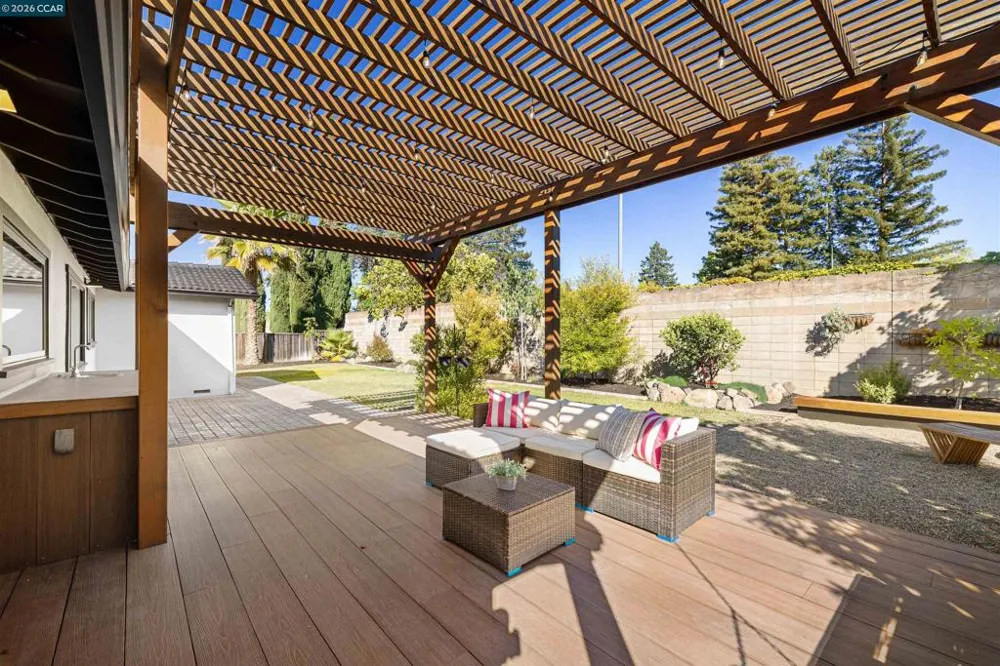1541 Longford Ct Walnut Creek, CA 94598