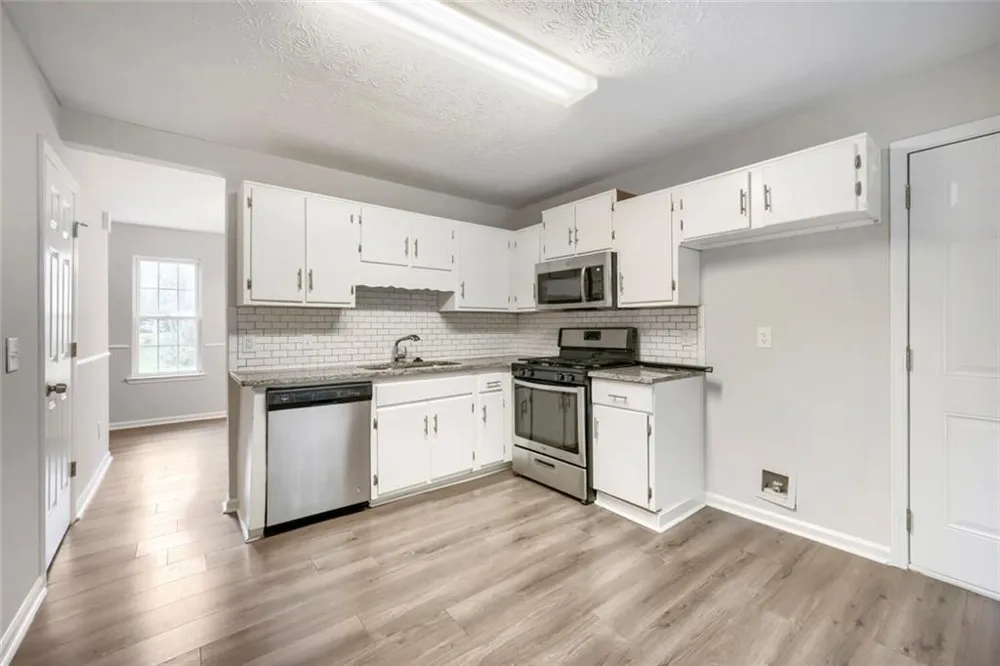 6253 Valdez Drive Rex, GA 30273