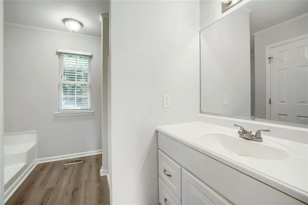 6253 Valdez Drive Rex, GA 30273