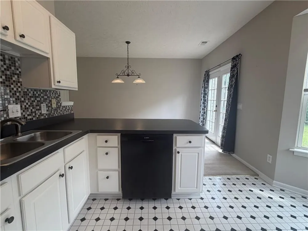 133 Benfield Circle Cartersville, GA 30121