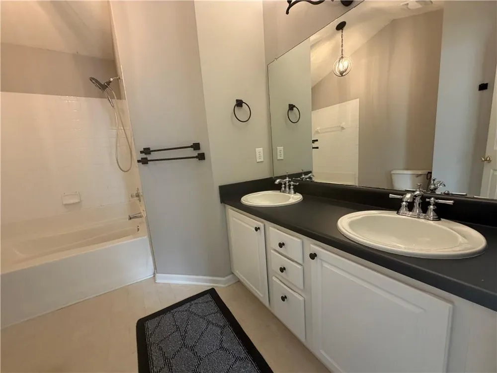 133 Benfield Circle Cartersville, GA 30121
