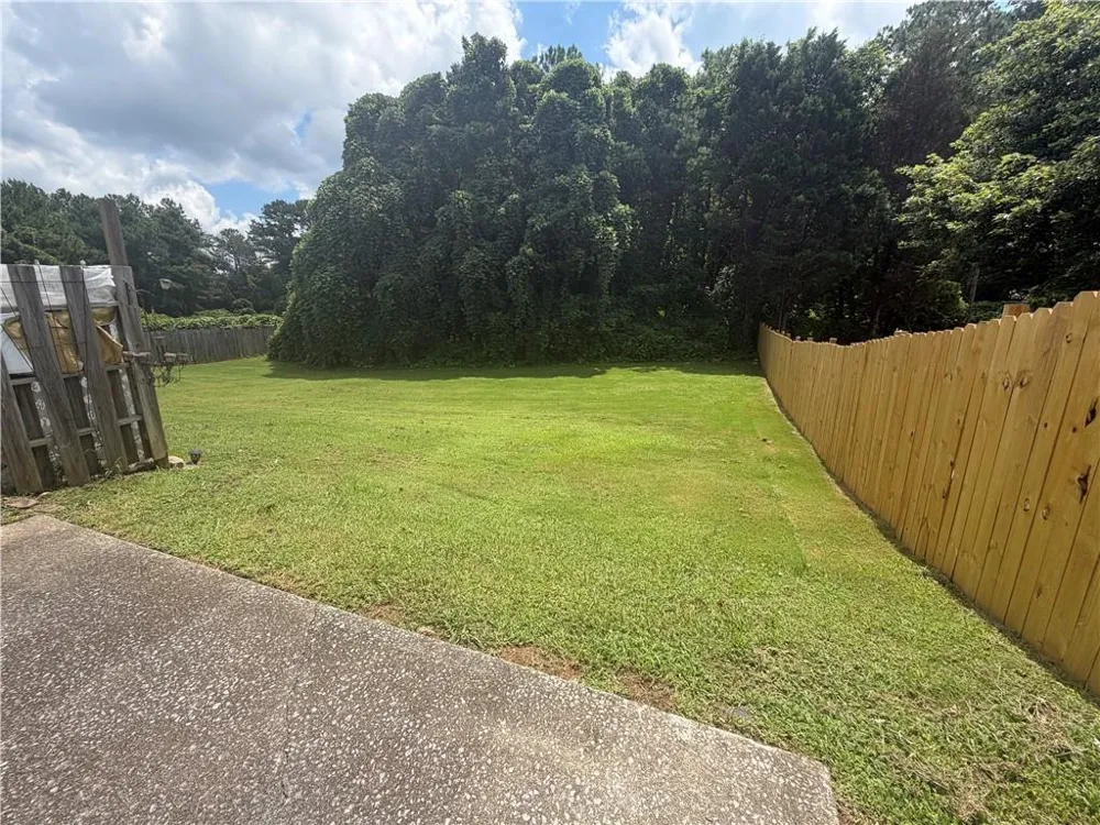 133 Benfield Circle Cartersville, GA 30121