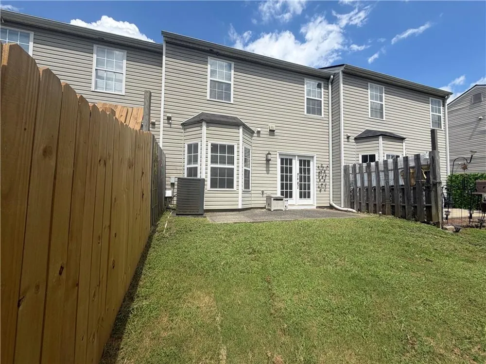 133 Benfield Circle Cartersville, GA 30121