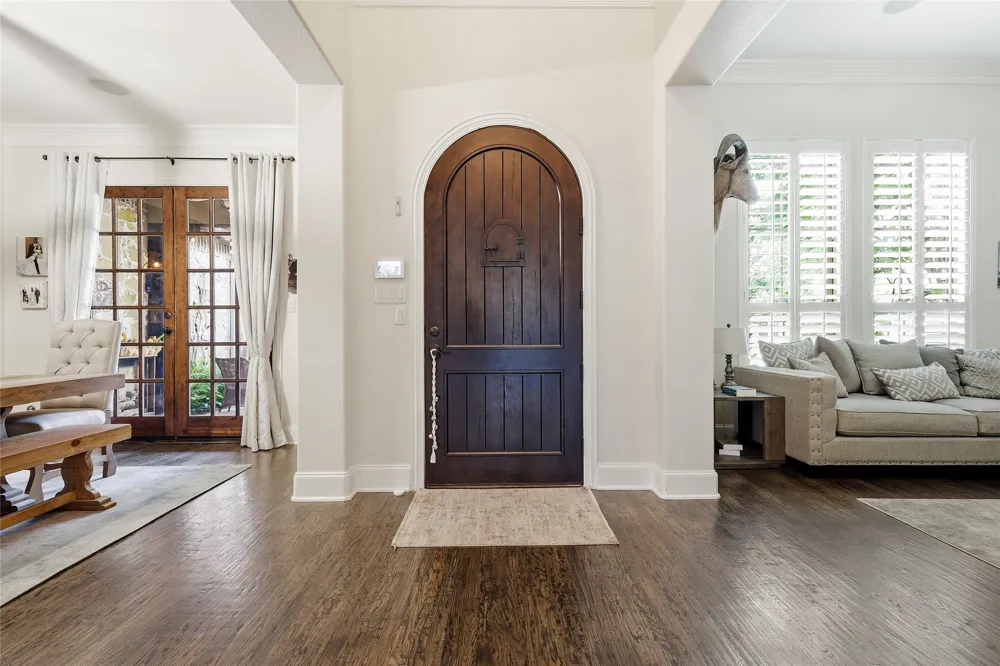 9031 Cedar Ridge Lantana, TX 76226