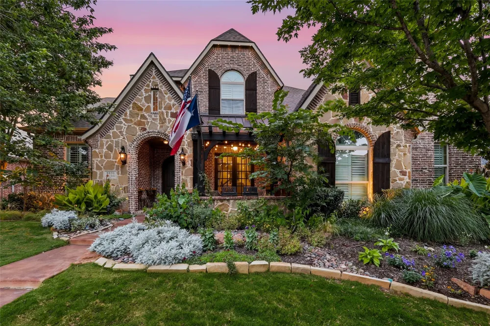 9031 Cedar Ridge Lantana, TX 76226