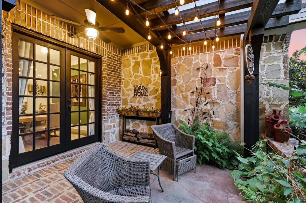 9031 Cedar Ridge Lantana, TX 76226