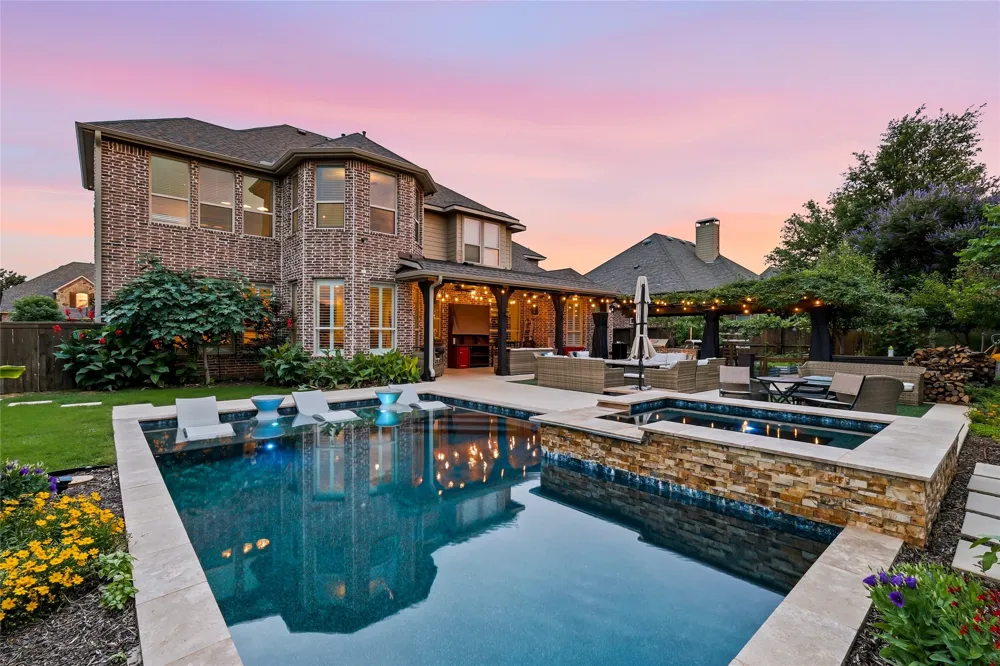 9031 Cedar Ridge Lantana, TX 76226