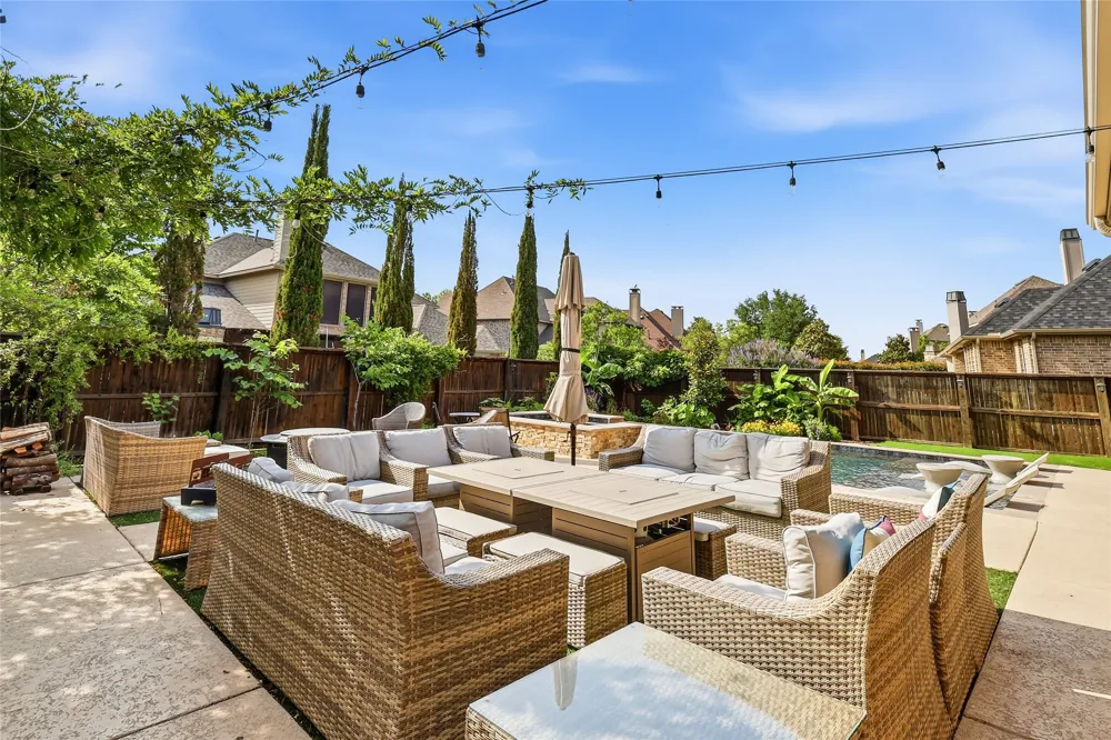9031 Cedar Ridge Lantana, TX 76226