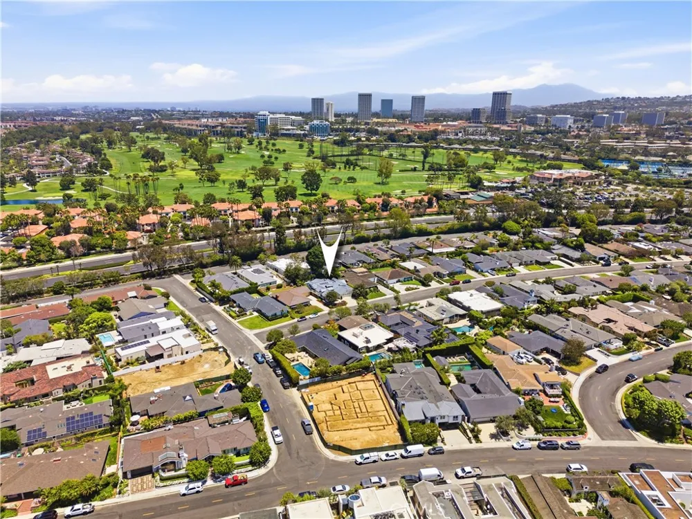 1312 Santanella Corona del Mar, CA 92625