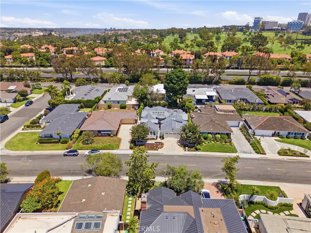 1312 Santanella Corona del Mar, CA 92625