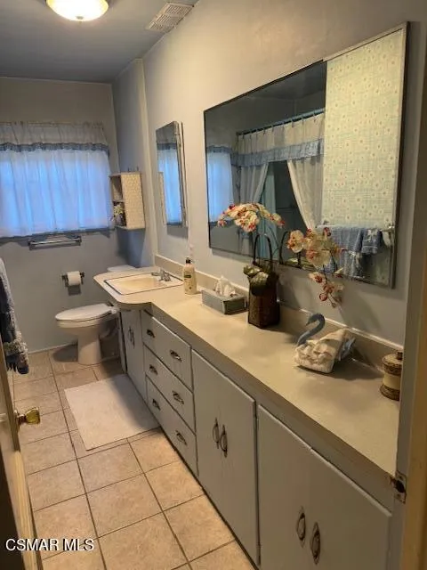 2109 Lincoln Street Burbank, CA 91504