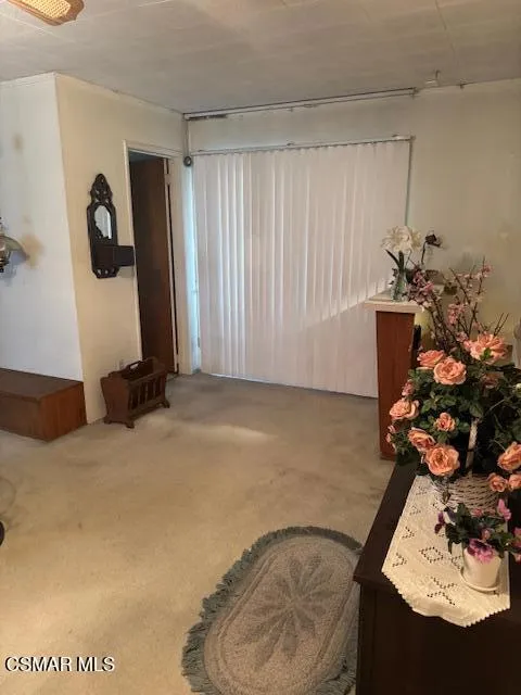 2109 Lincoln Street Burbank, CA 91504