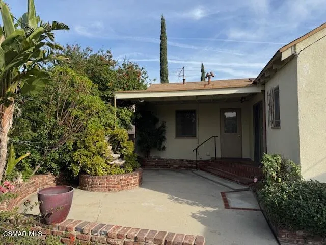 2109 Lincoln Street Burbank, CA 91504