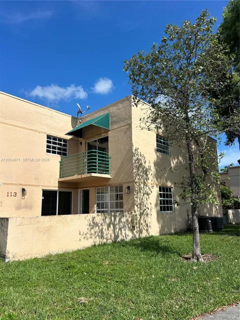 11880 SW 19th Ter #113