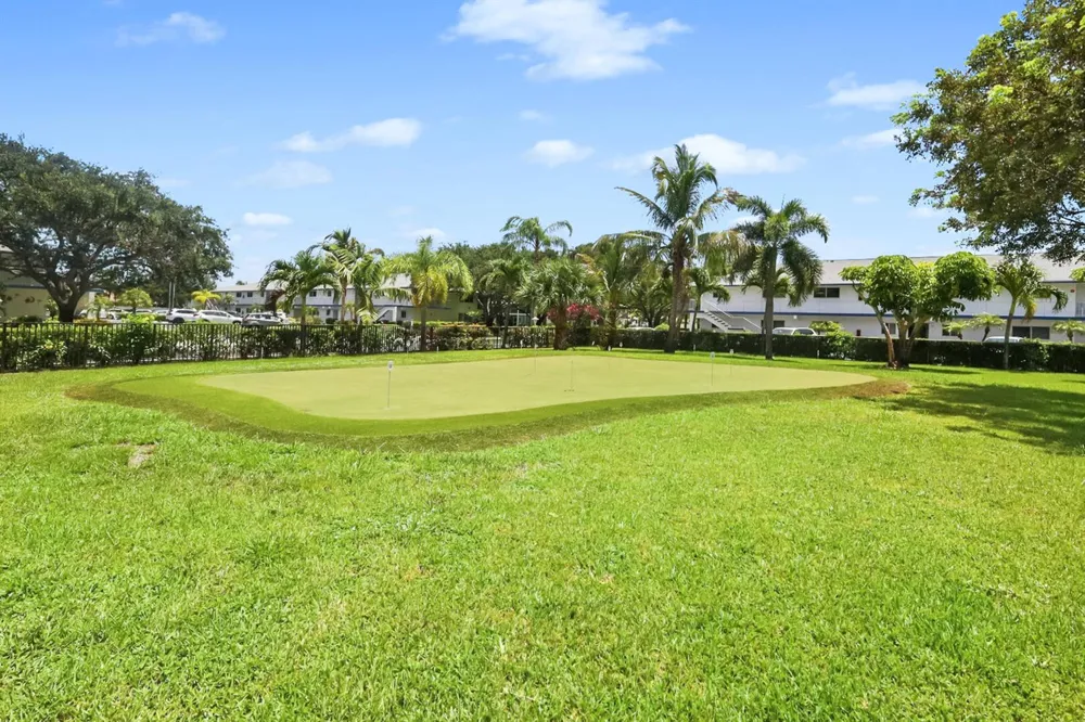 11 Garden Street #206T Tequesta, FL 33469