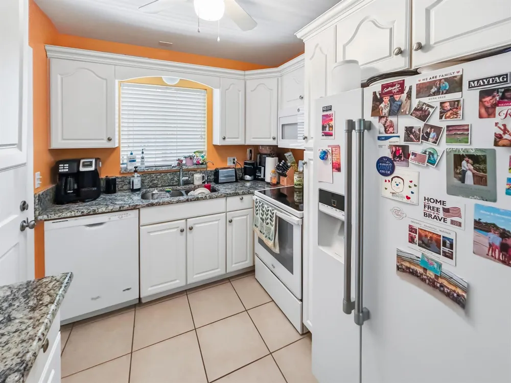 11 Garden Street #206T Tequesta, FL 33469