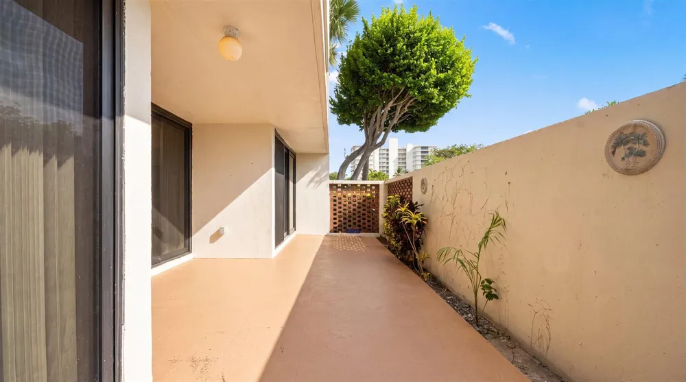 225 S Beach Road #102 Jupiter, FL 33469