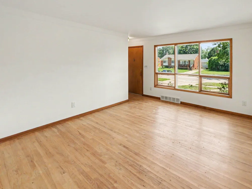 32740 Grandview Avenue Westland, MI 48186