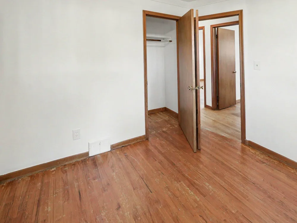 32740 Grandview Avenue Westland, MI 48186