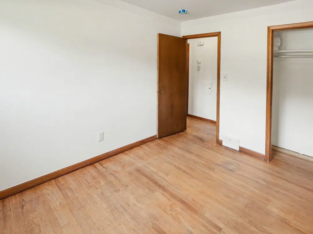 32740 Grandview Avenue Westland, MI 48186