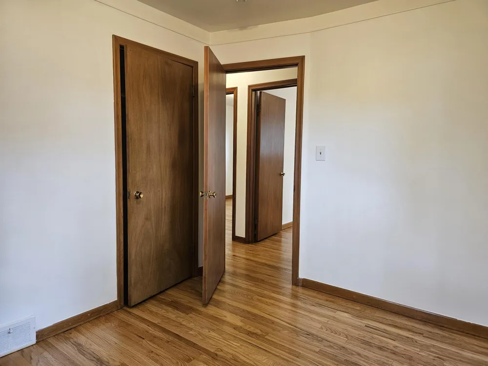 32740 Grandview Avenue Westland, MI 48186