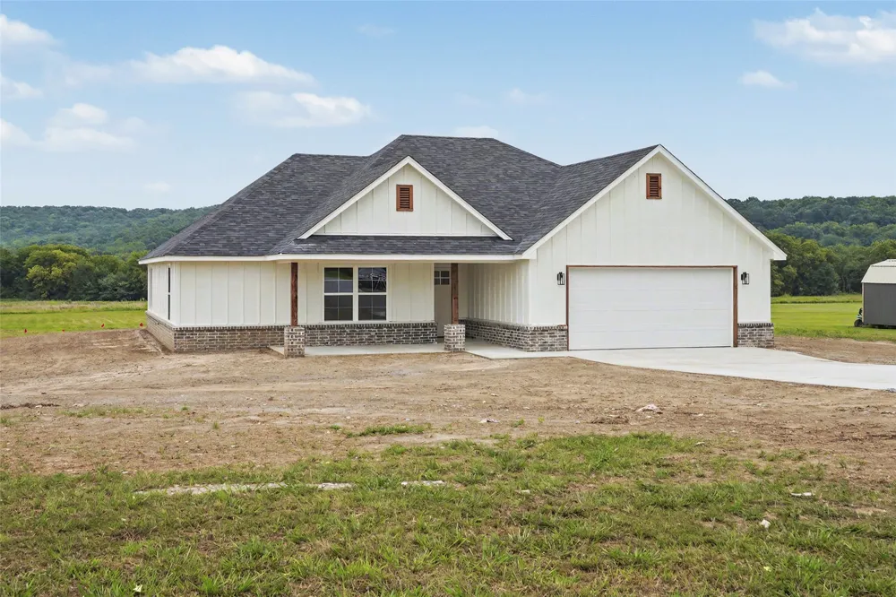 1445 S 4260 ROAD Pryor, OK 74361