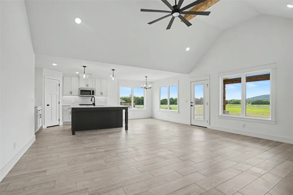 1445 S 4260 ROAD Pryor, OK 74361