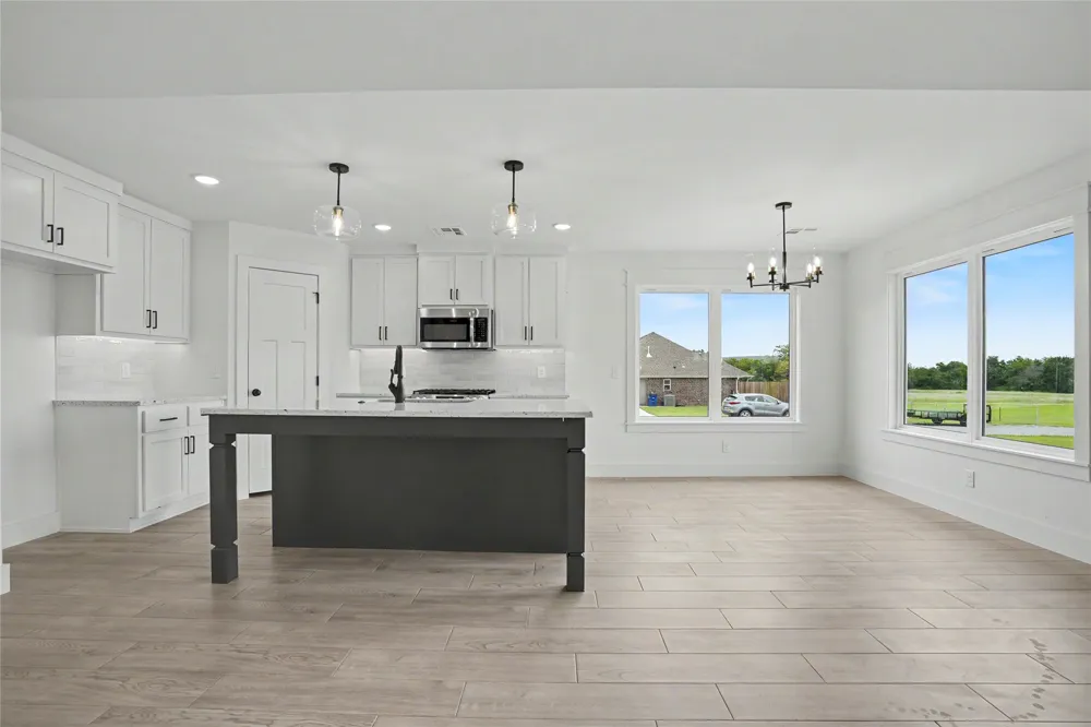 1445 S 4260 ROAD Pryor, OK 74361