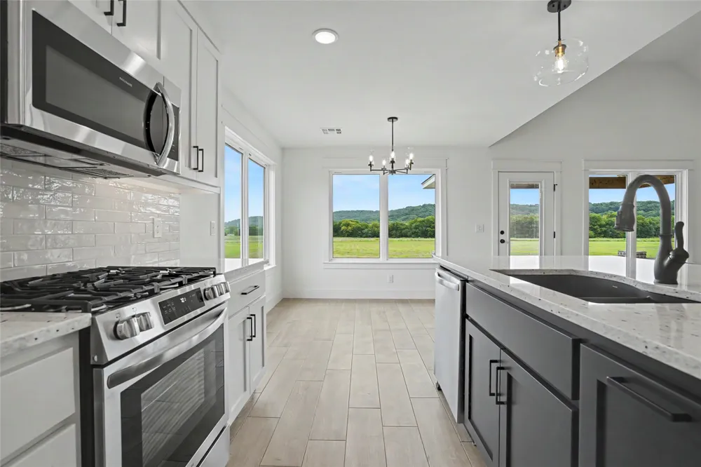 1445 S 4260 ROAD Pryor, OK 74361