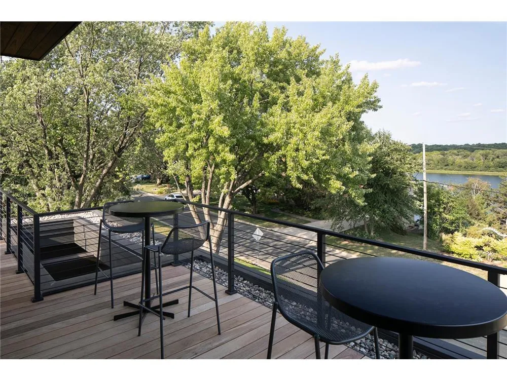 5104 Thotland Road Golden Valley, MN 55422