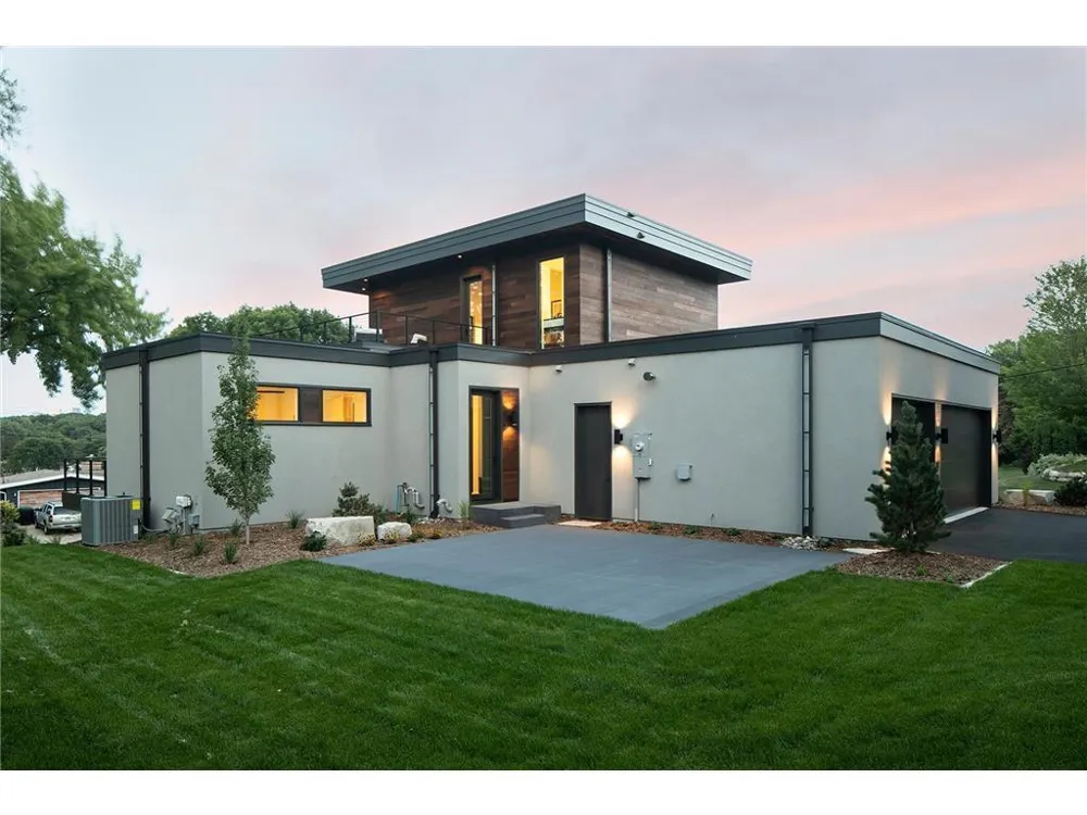 5104 Thotland Road Golden Valley, MN 55422