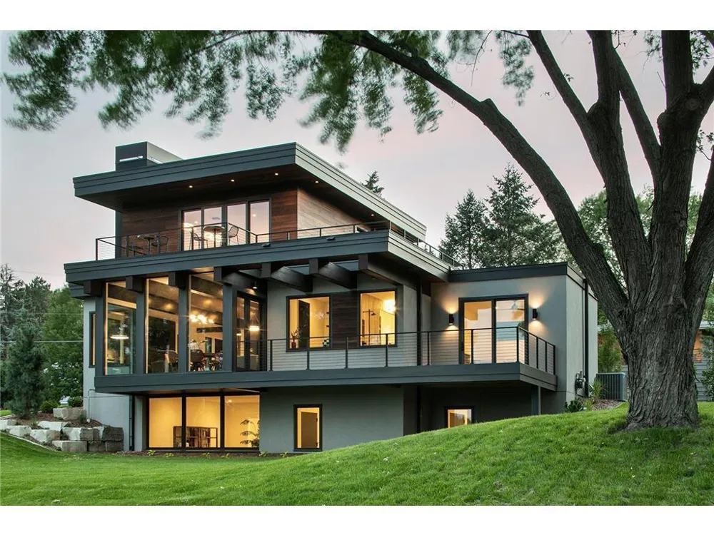 5104 Thotland Road Golden Valley, MN 55422